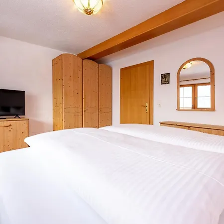 Astegg, Alpengasthof Guest house