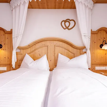 Astegg, Alpengasthof Guest house 3*