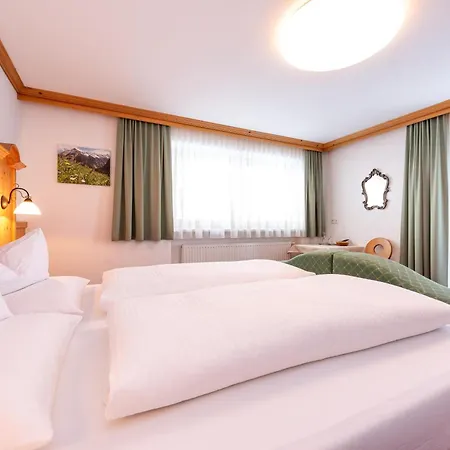 Astegg, Alpengasthof Guest house 3*
