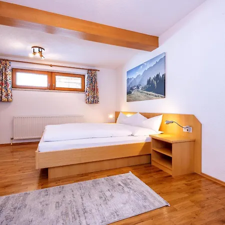 Astegg, Alpengasthof Guest house